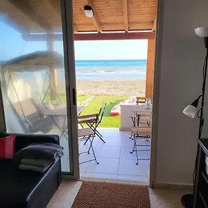 Mattis Seafront Beachhouse Periwolia